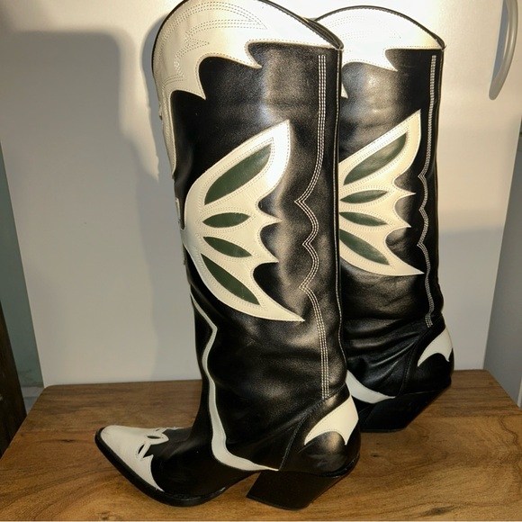 Zara Black and White leather Western Boots made in Spain 7.5 - Picture 2 of 5